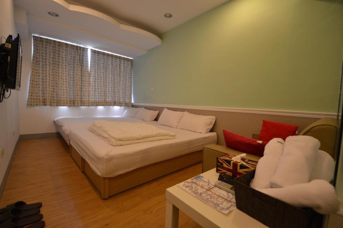 Hotel 逢甲巧咪 Taichung Exterior foto