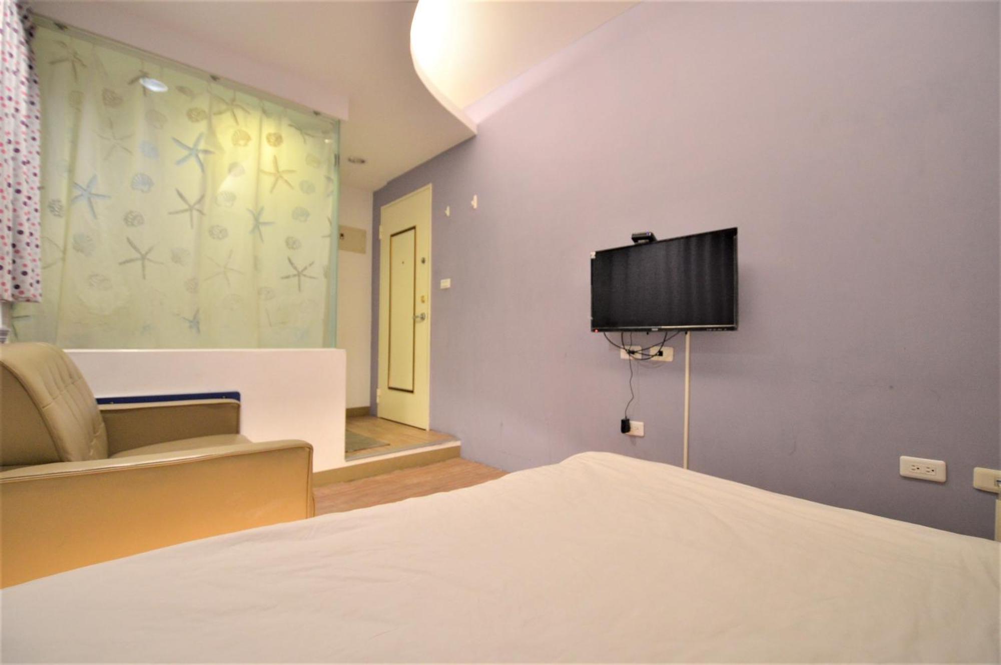 Hotel 逢甲巧咪 Taichung Exterior foto